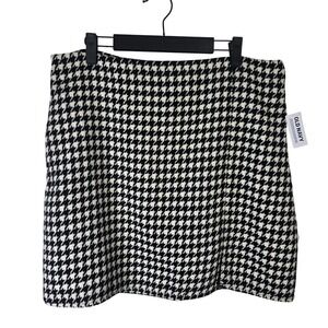 Old Navy Houndstooth Mini Skirt Women's Size L Black White Polyester Career‎